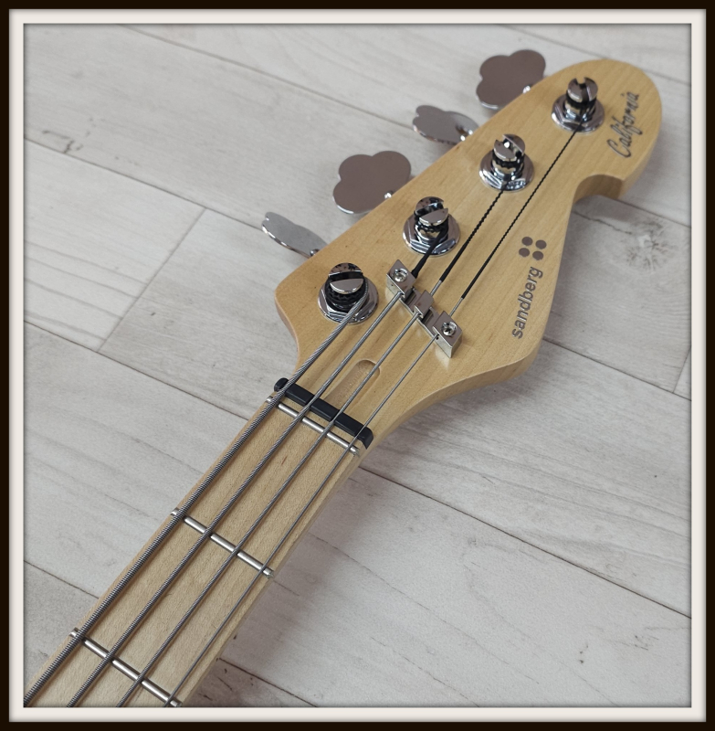 Sandberg California II TT4 passiv, Open Pore Blackburst